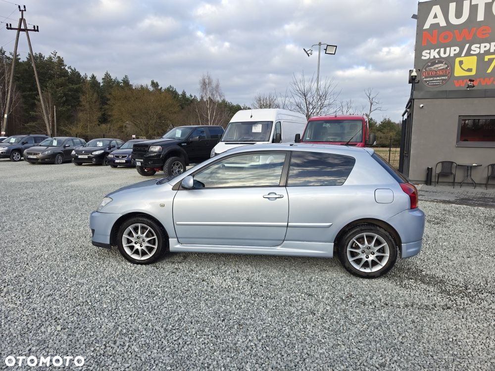 Toyota Corolla - 4