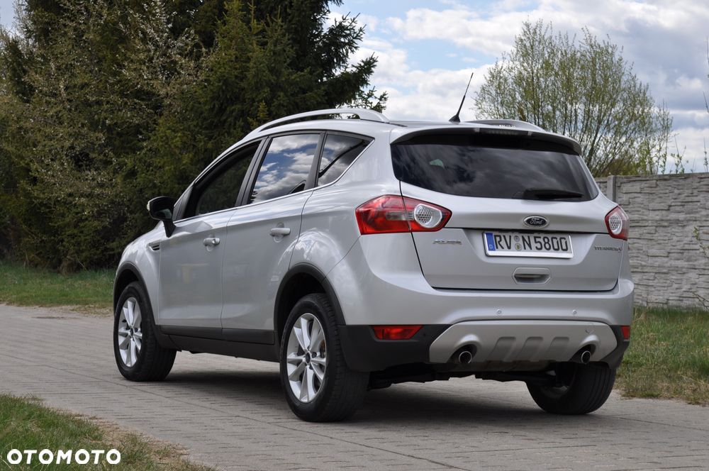 Ford Kuga 2.0 TDCi 4x4 Titanium - 9