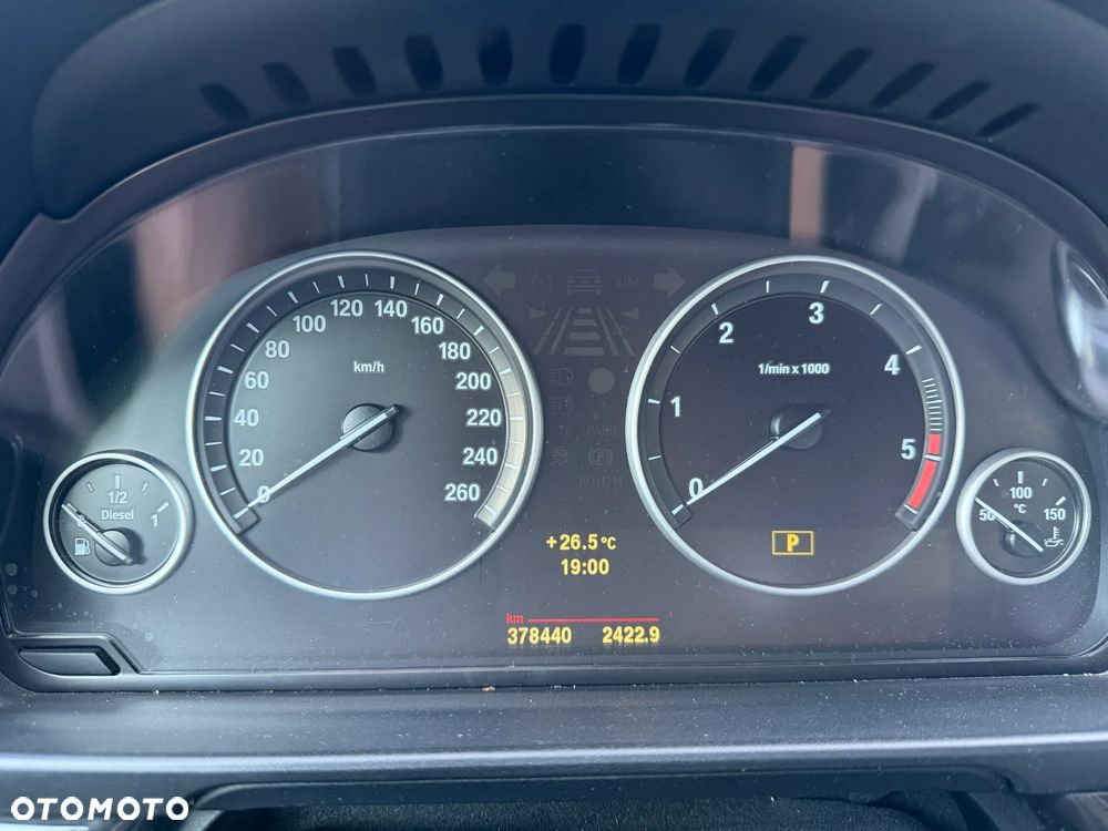 BMW Seria 5 - 10