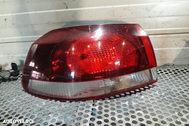 Lampa / Tripla stop stanga pe aripa Volkswagen VW Golf 6 [2008 - 2015 - 1