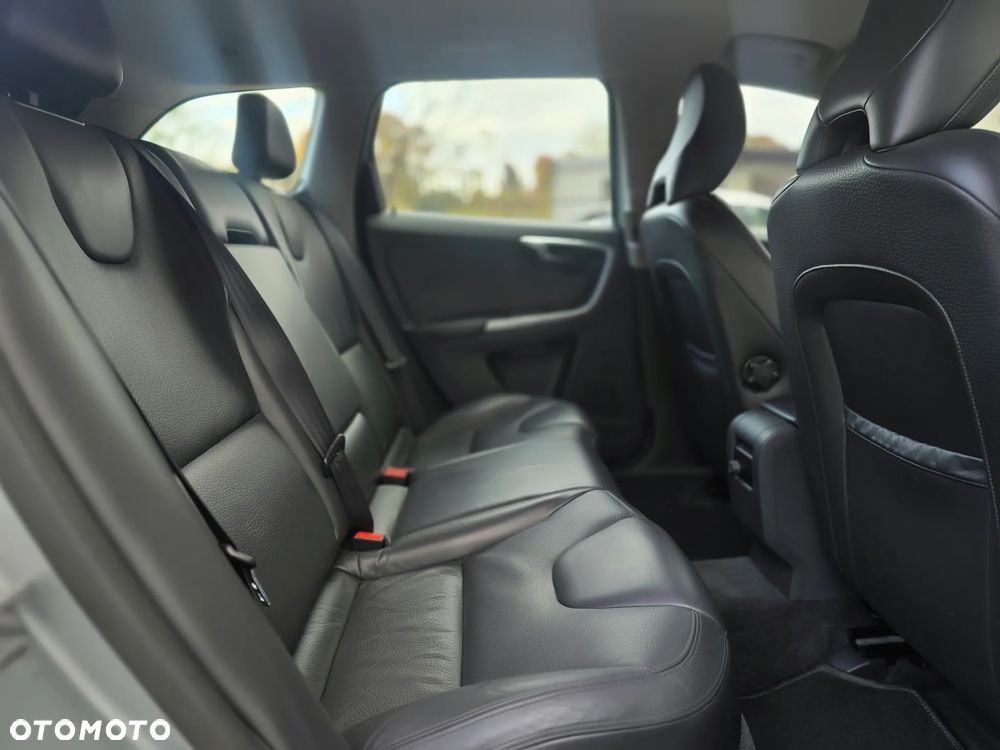Volvo XC 60 - 19
