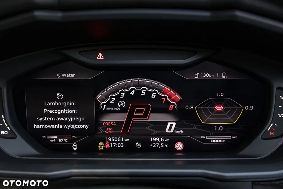 Lamborghini Urus - 10