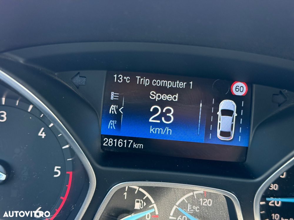 Ford Focus 1.0 EcoBoost Hybrid TITANIUM - 19