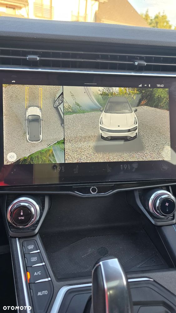 Lynk & Co 01 PHEV - 15