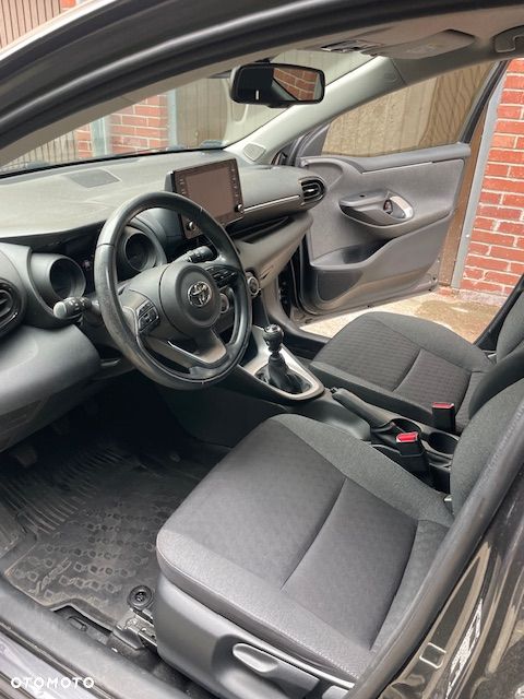 Toyota Yaris 1.5 Comfort - 11