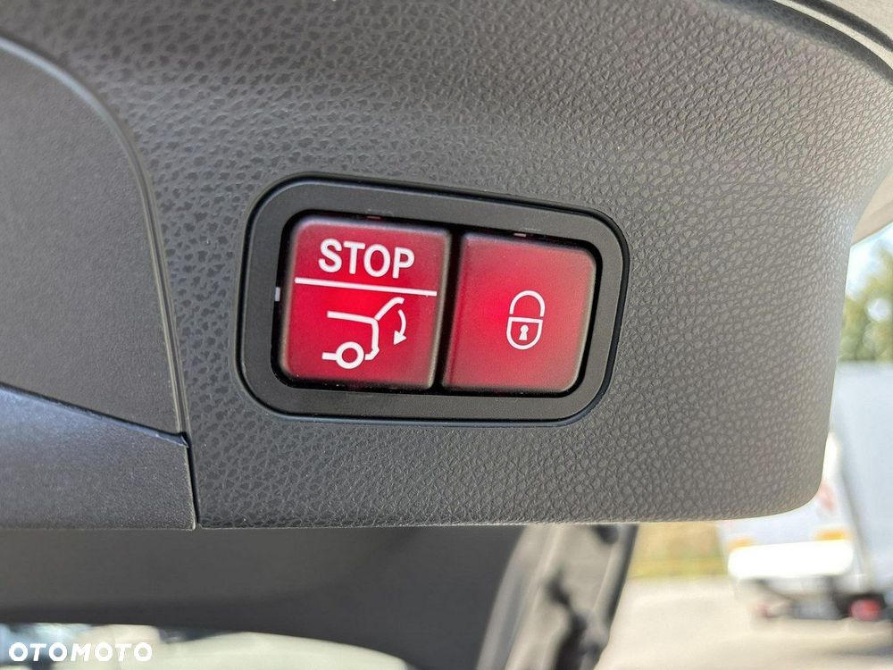 Mercedes-Benz GLC - 16