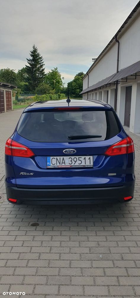 Ford Focus 1.0 EcoBoost Titanium - 6
