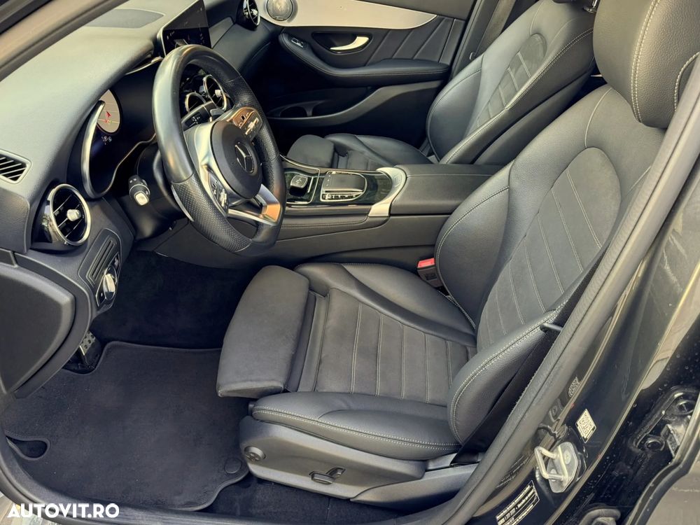 Mercedes-Benz GLC 300 e 4Matic 9G-TRONIC AMG Line Plus - 13