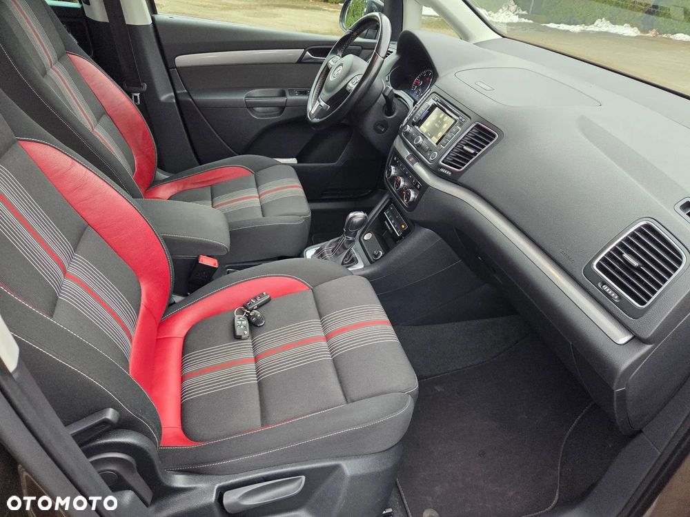 Volkswagen Sharan 2.0 TDI DSG Blue Motion Match - 19