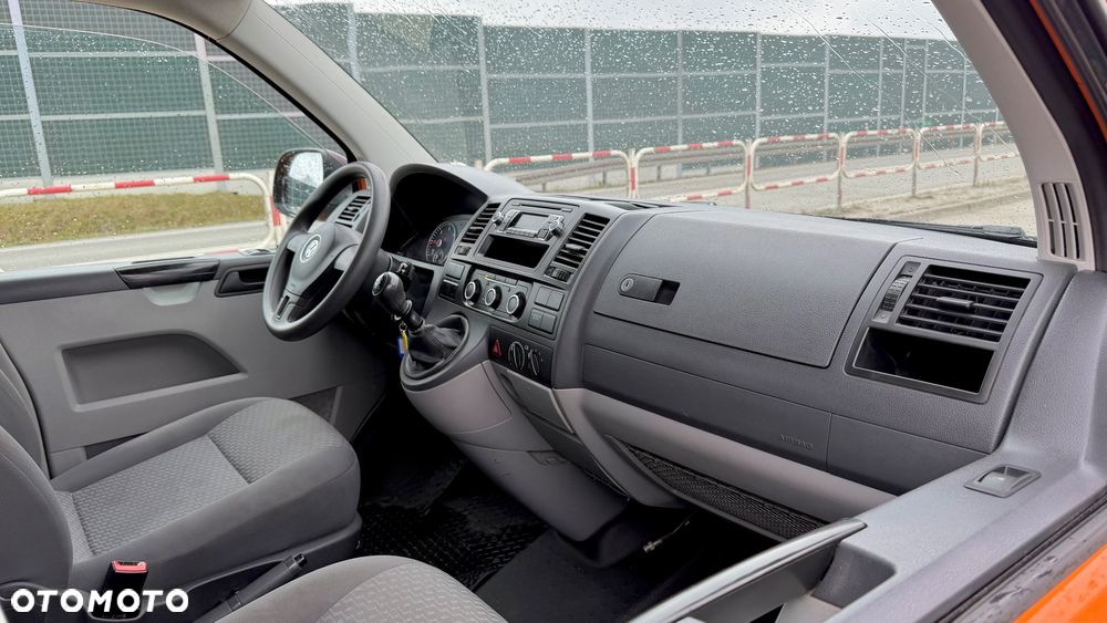 Volkswagen Transporter Lang - 9