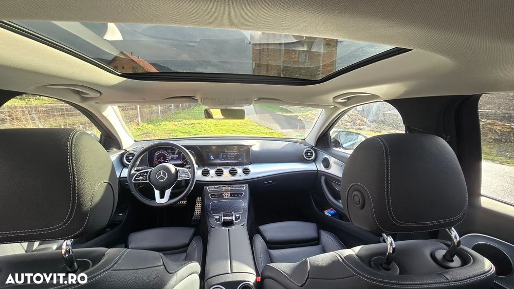 Mercedes-Benz E 220 d T 9G-TRONIC AMG Line - 30