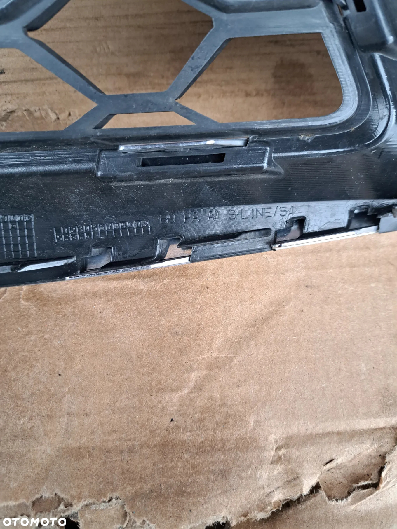 Prawa kratka Audi A4 A-4 B9 Lift S-Line 8W0807682AM - 9