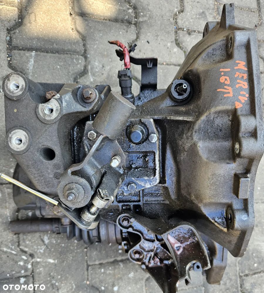 Opel Astra J 4 Corsa D Meriva B 1.4 T 1.4T skrzynia biegów Y3W394