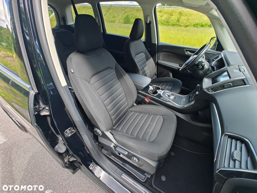 Ford Galaxy - 26