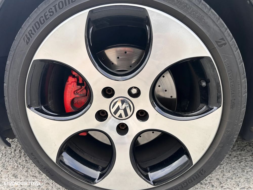 VW Golf 2.0 GTI - 19