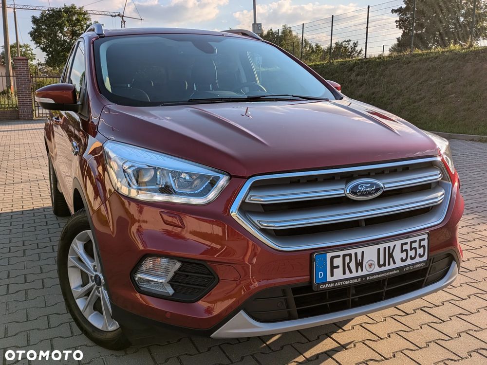 Ford Kuga 1.5 EcoBoost 2x4 Titanium - 12