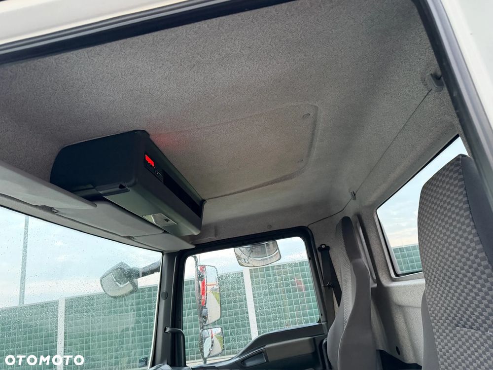 MAN TGL 8.180 // Hakowiec + HDS FASSI F40 // - 25