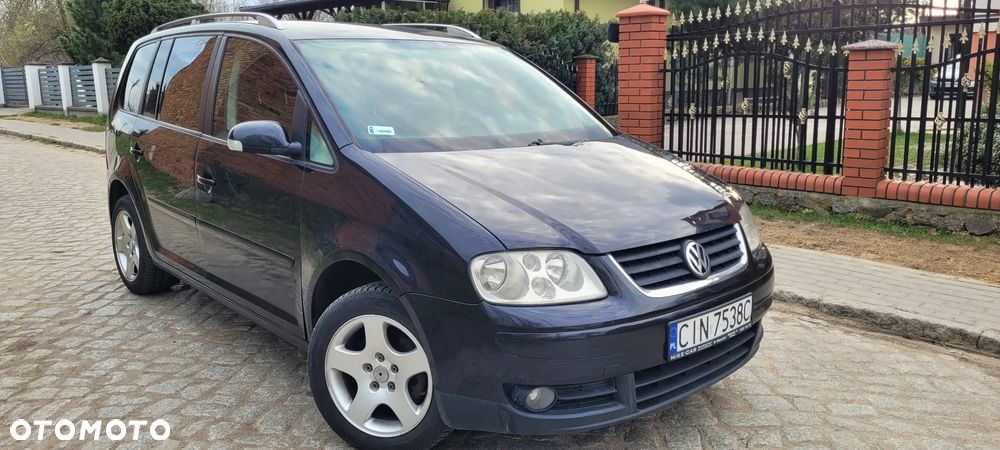 Volkswagen Touran - 5