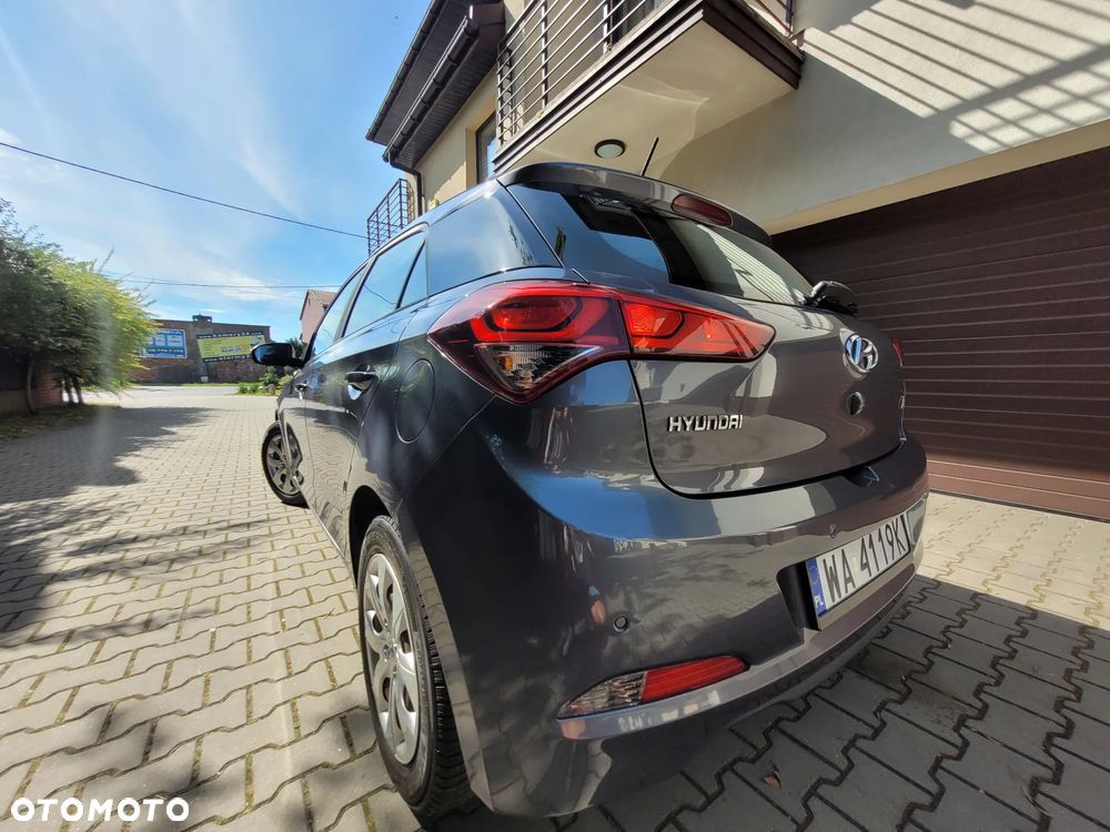 Hyundai i20 1.4 Intro Edition - 26
