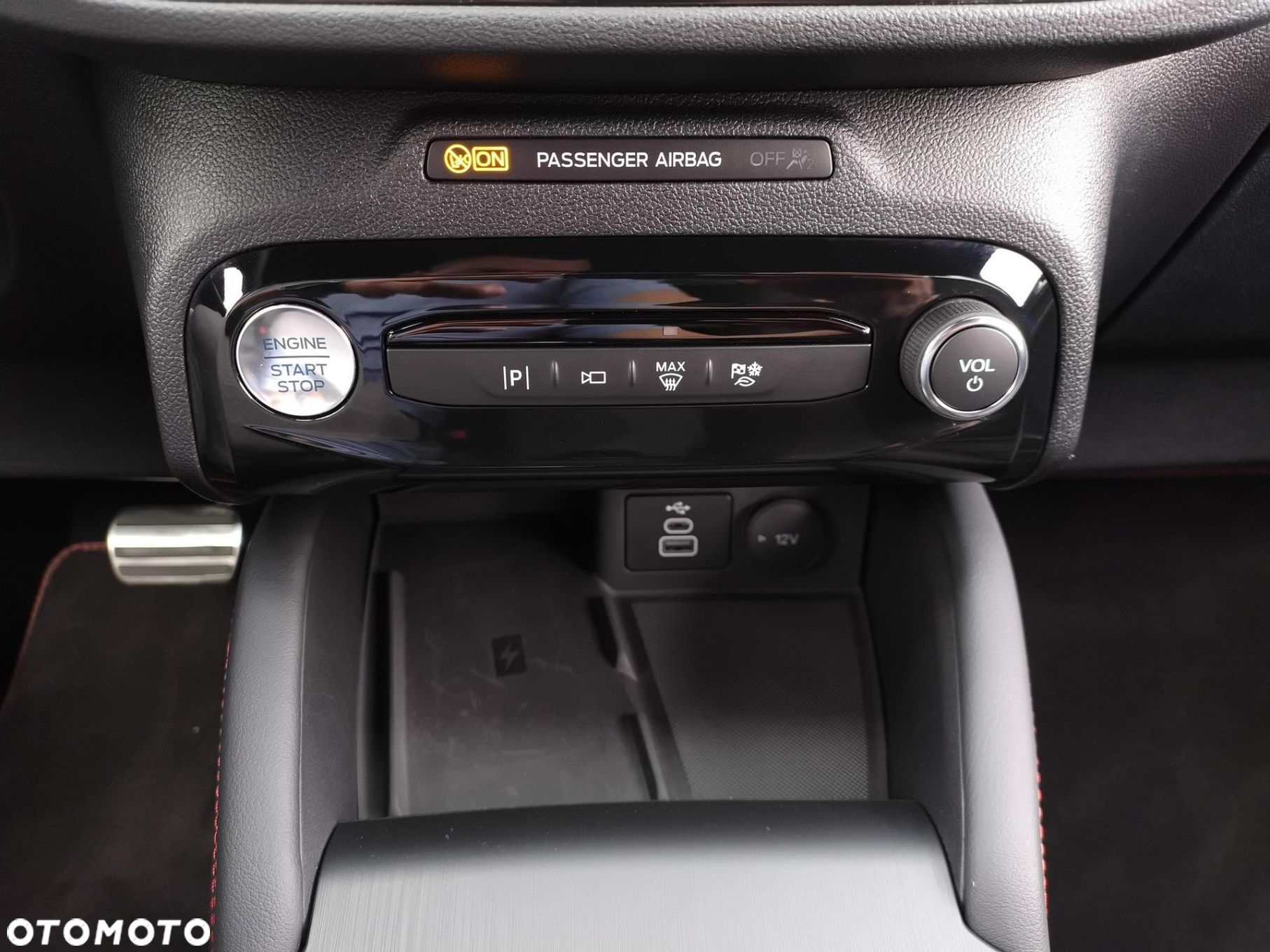 Ford Kuga 2.5P PHEV FWD ST-Line X eCVT - 25