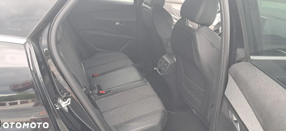 Peugeot 3008 1.2 PureTech GT S&S - 12