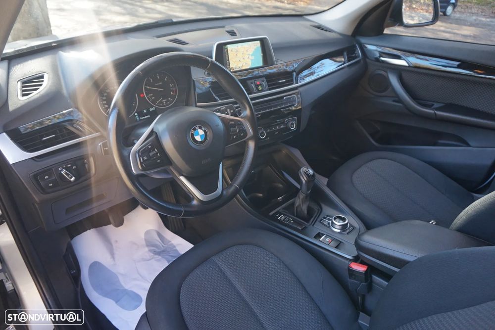 BMW X1 16 d sDrive Advantage - 18