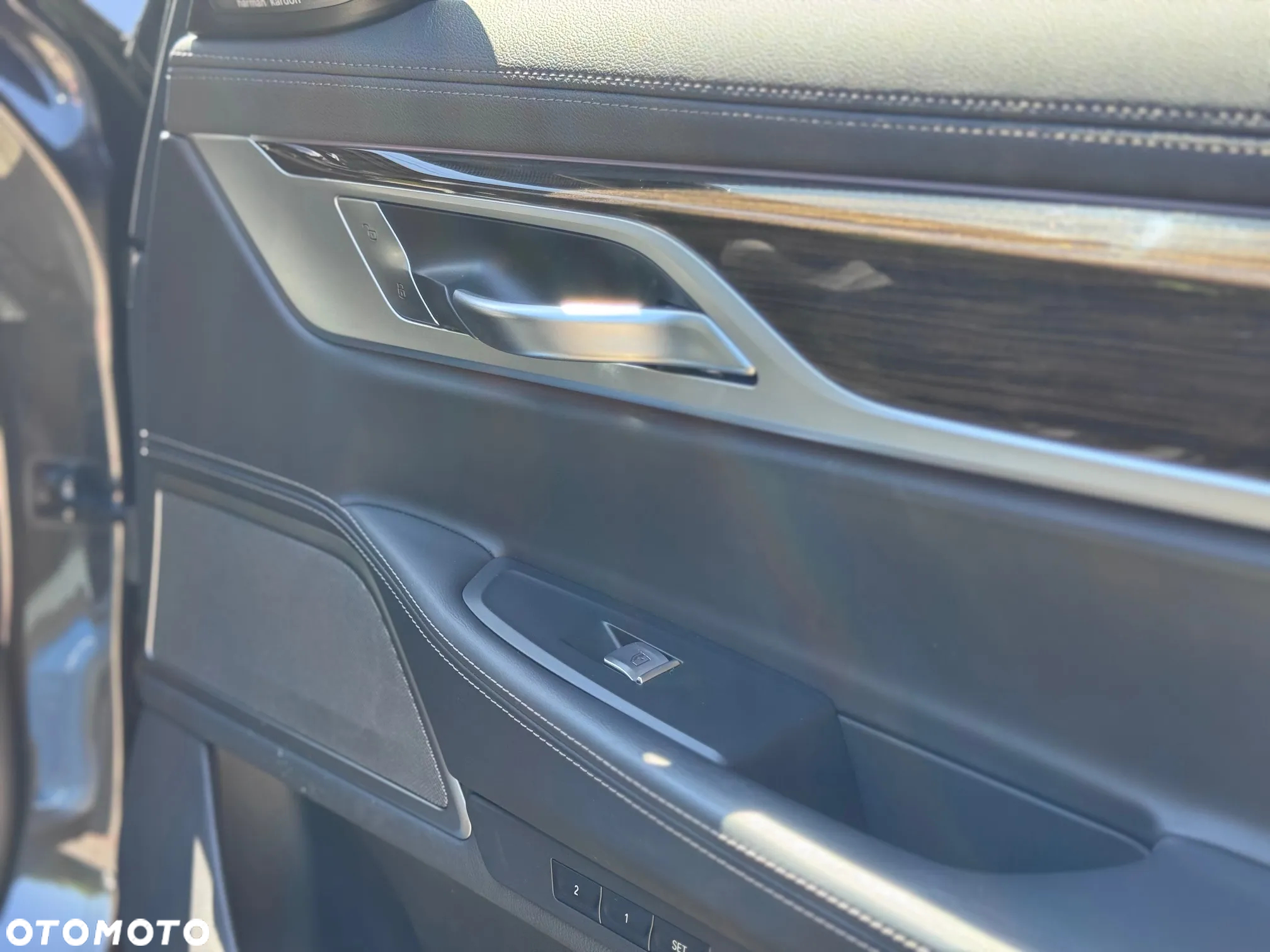 BMW Seria 7 - 14
