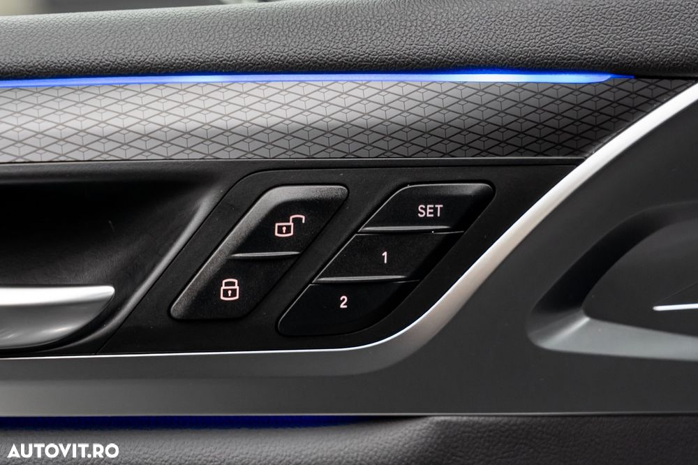 BMW X4 xDrive20i AT MHEV - 35