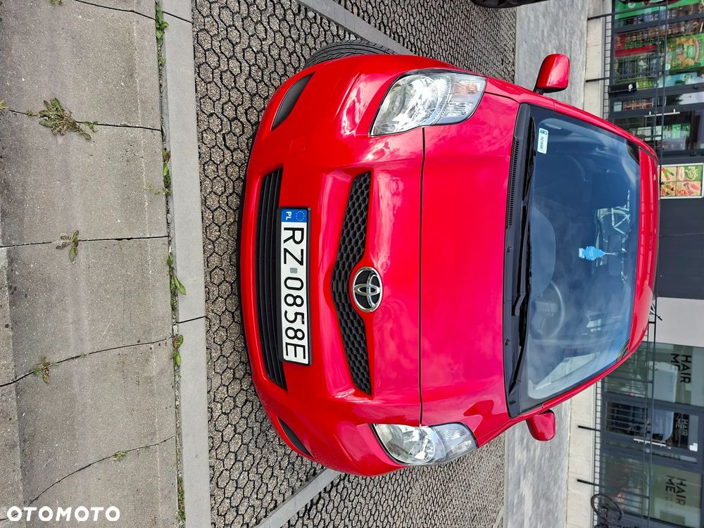 Toyota Yaris 1.33 2010 - 1