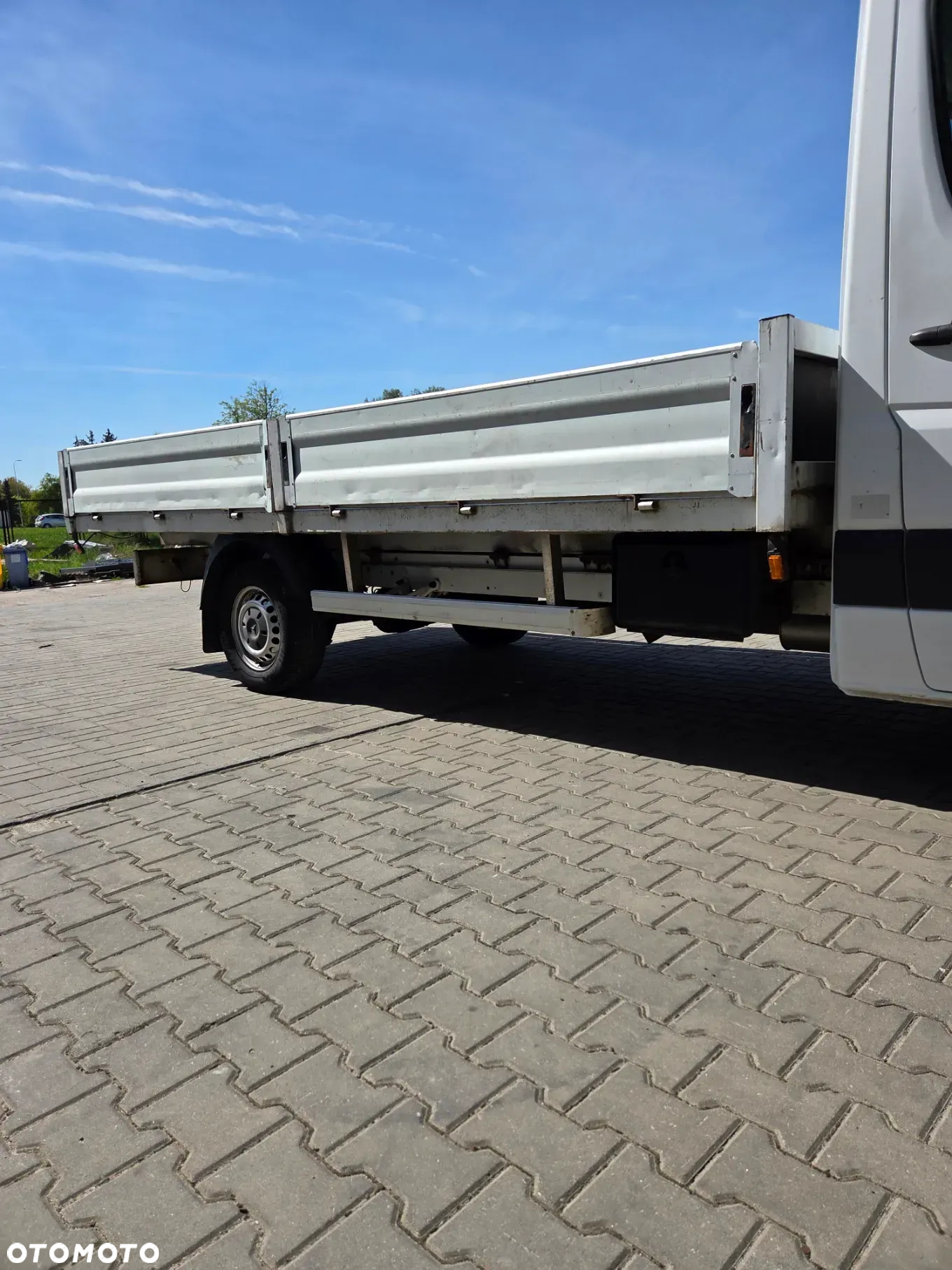 Mercedes-Benz Sprinter - 14