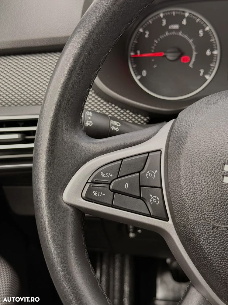 Dacia Logan TCe 90 MT5 Comfort - 25