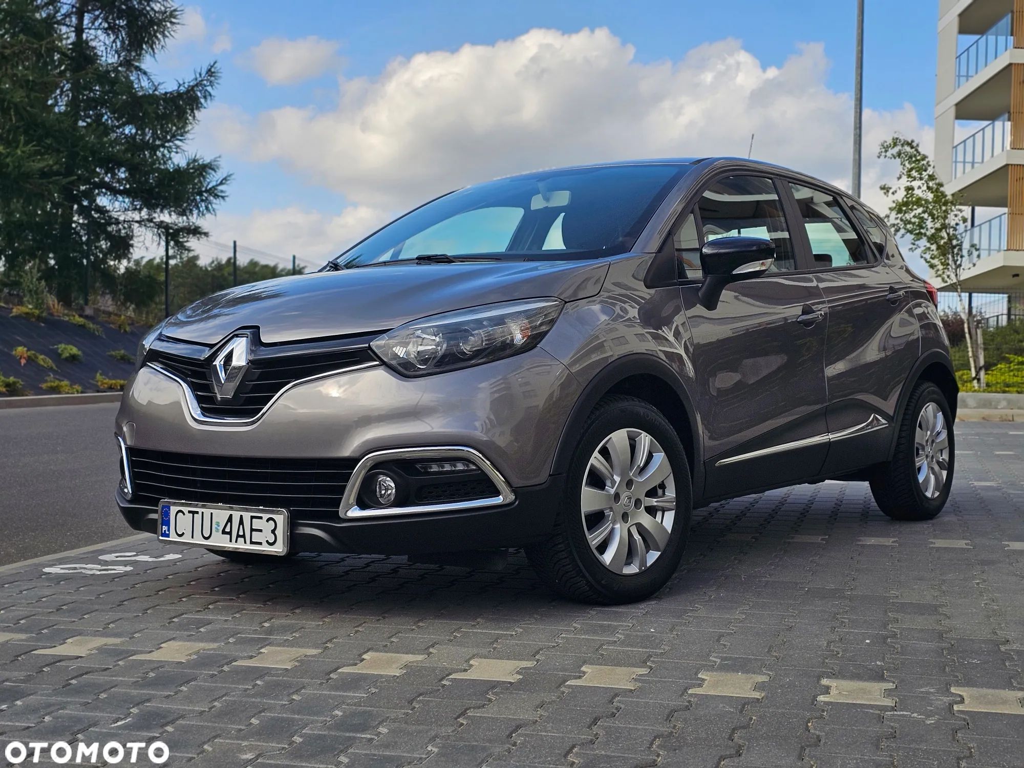 Renault Captur - 1