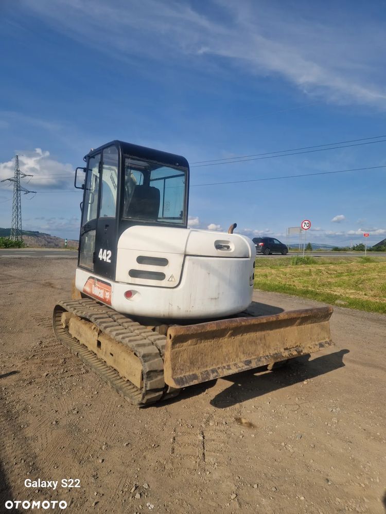 Bobcat 442B - 10