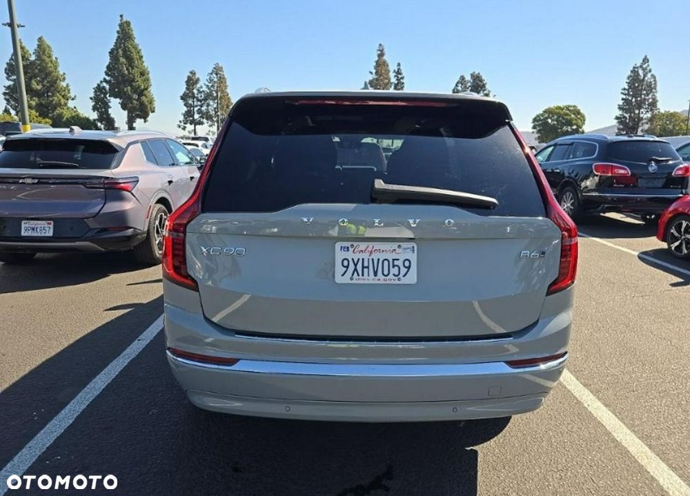 Volvo XC 90 - 5