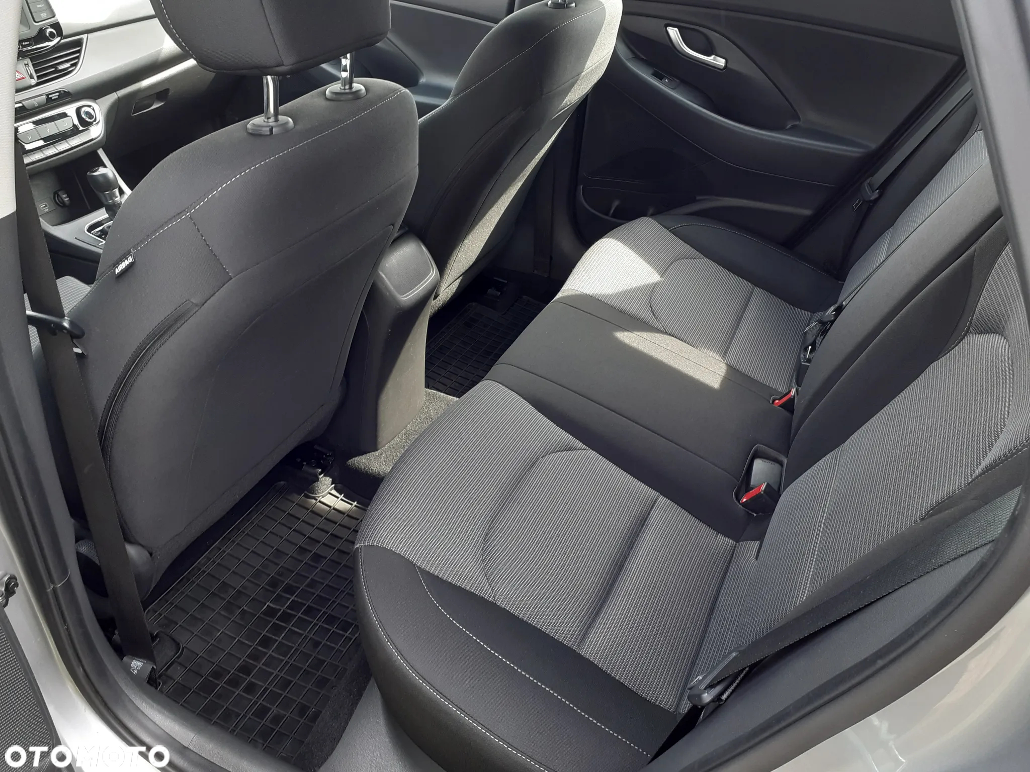 Hyundai i30 1.0 T-GDI Classic + DCT - 10