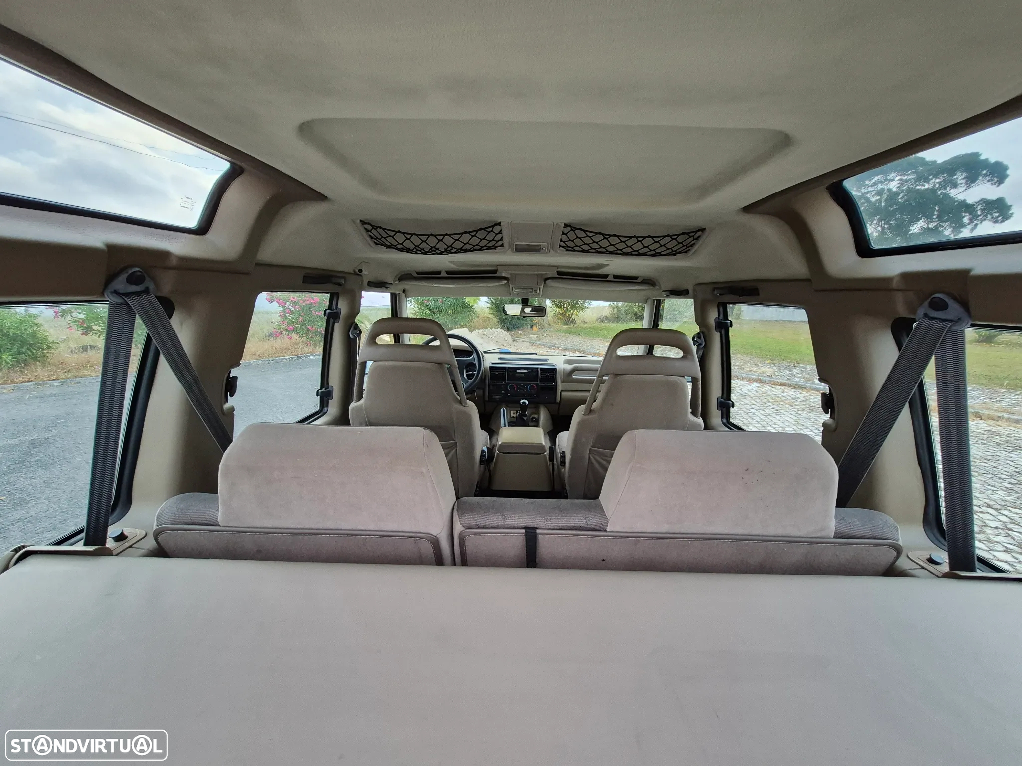 Land Rover Discovery 2.5 TDi - 13