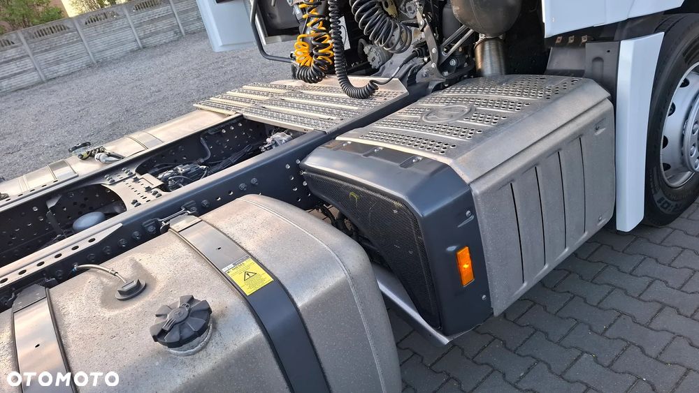 Mercedes-Benz ACTROS L / 1845 LS / STANDARD / KLIMA POSTOJOWA / NAVI / FULL LED / NOWE TACHO / SALON PL - 16