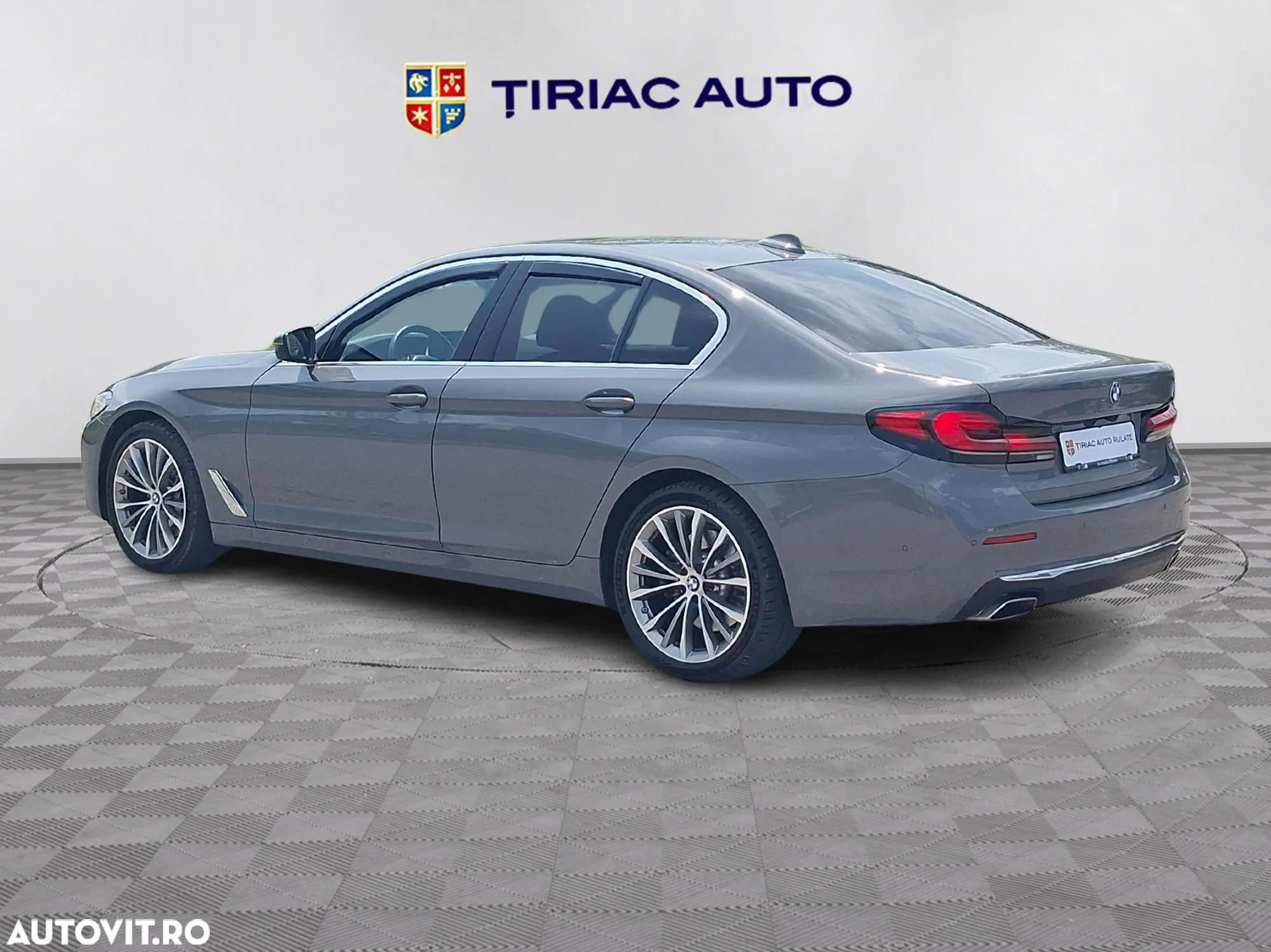 BMW Seria 5 530d xDrive AT MHEV - 3