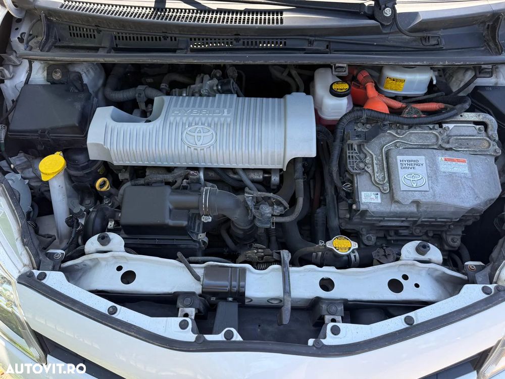 Toyota Yaris 1.5 VVT-i HSD Sol - 25