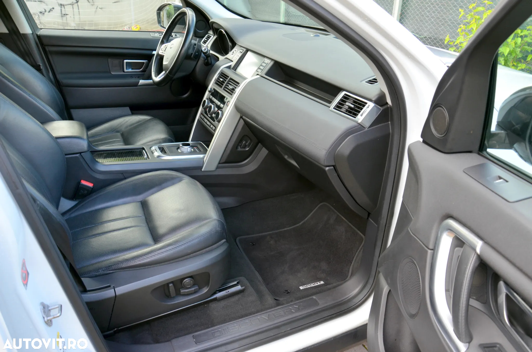 Land Rover Discovery Sport 2.0 l TD4 HSE Luxury Aut. - 13