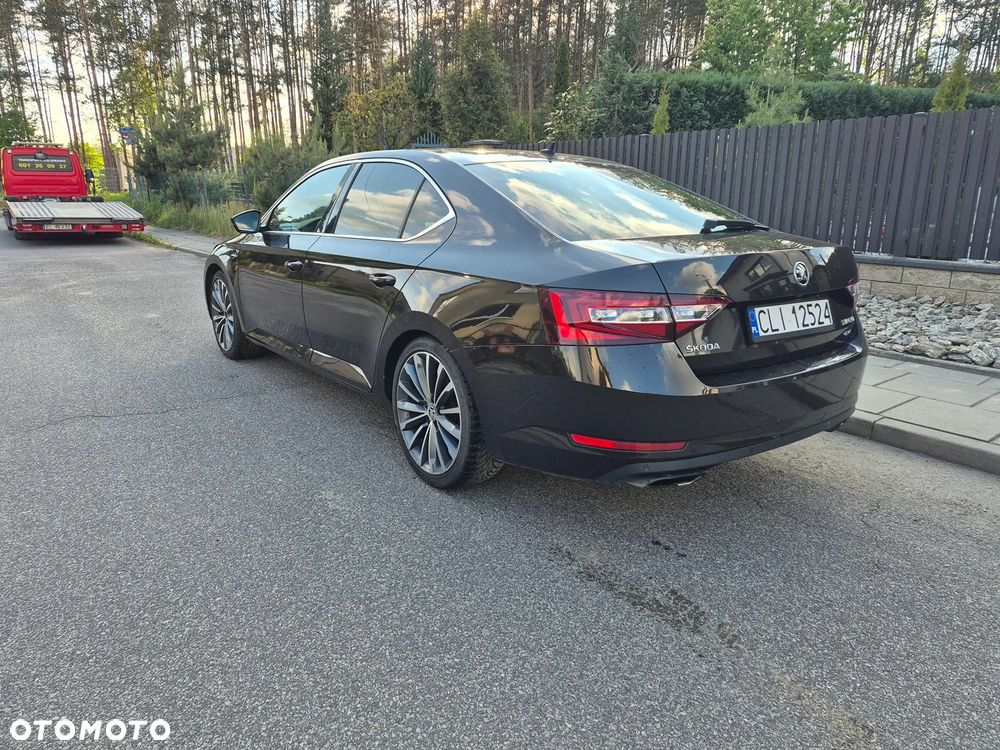 Skoda Superb 2.0 TSI 4x4 L&K DSG - 11