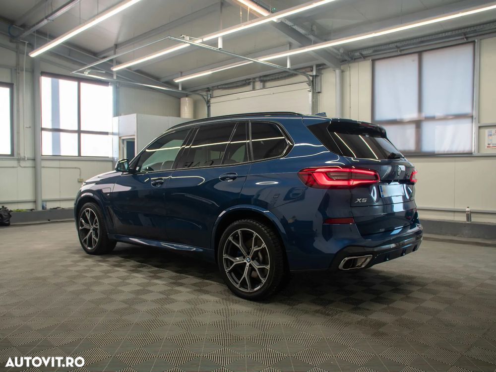 BMW X5 xDrive45e - 8