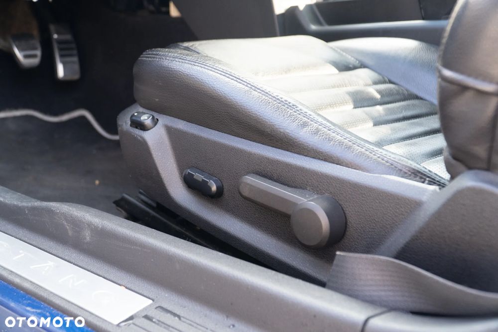 Ford Mustang 4.6 V8 Mach 1 - 27