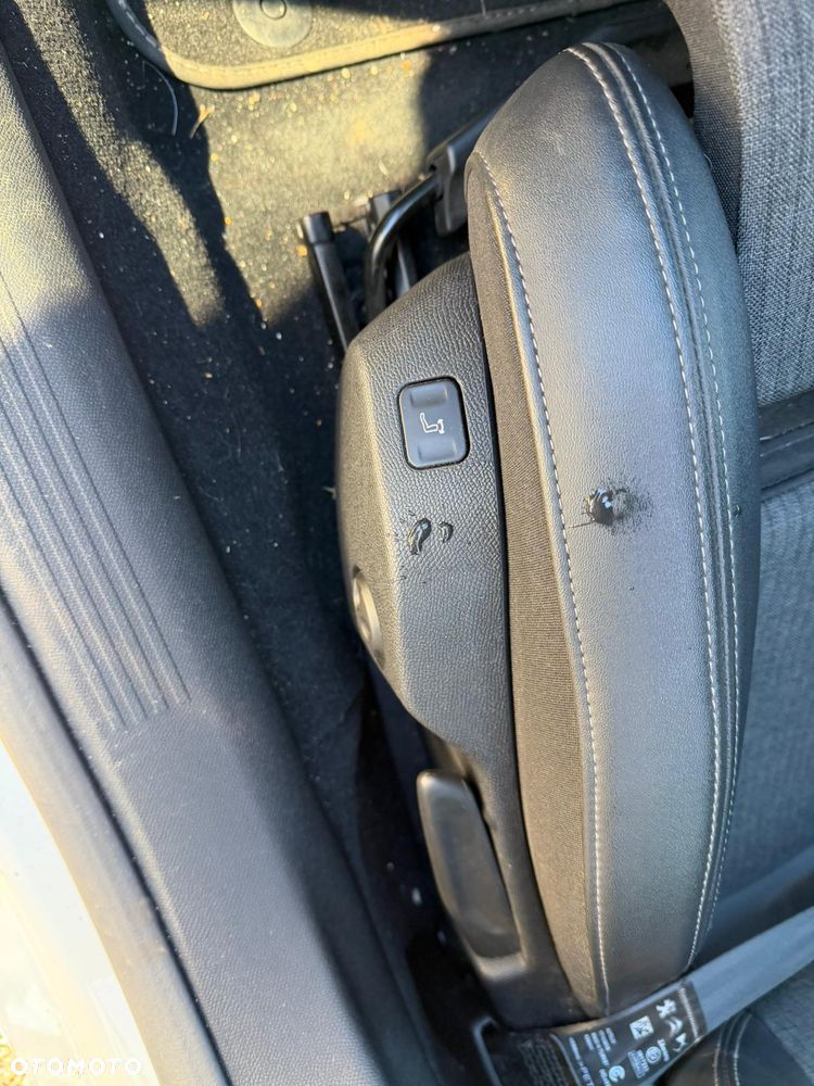 Peugeot 308 HDi FAP 160 Automatik Allure - 11