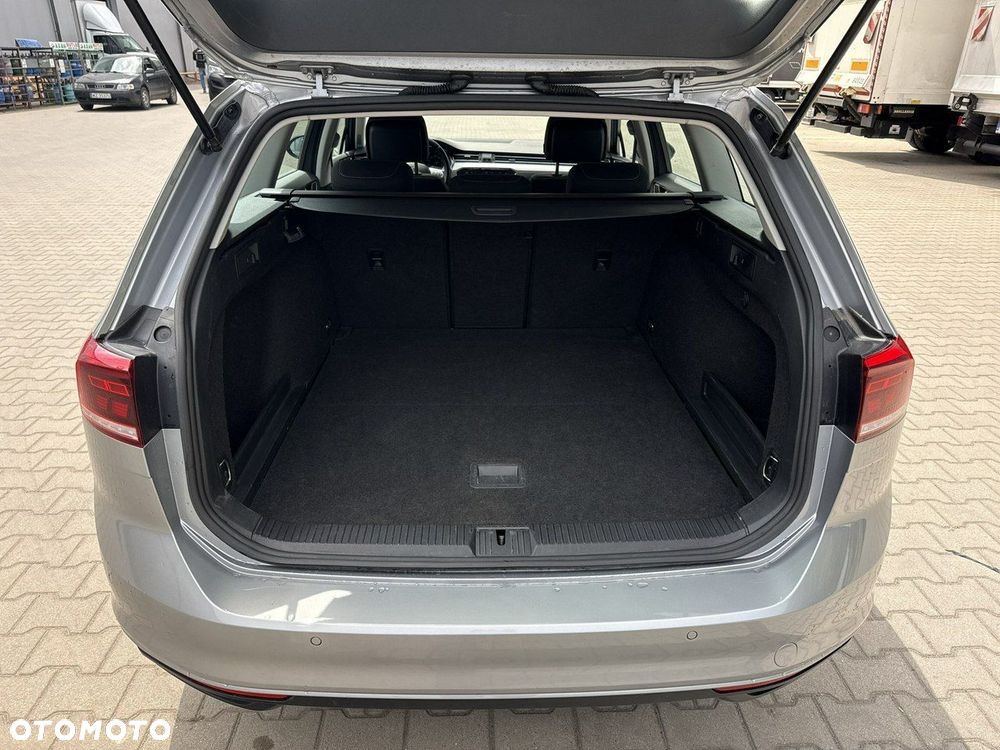 Volkswagen Passat 1.5 TSI EVO Business DSG - 16