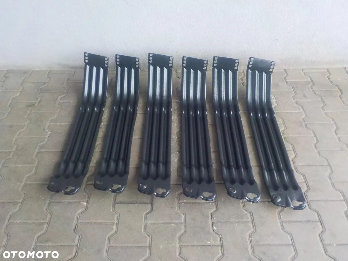 VW T4 UCHWYT MOCOWANIE BLACHA KOŁA ZAPASOWEGO - 1