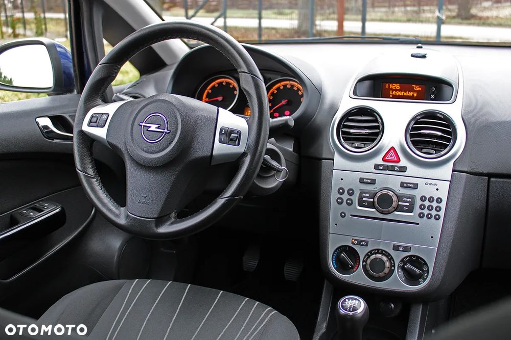 Opel Corsa 1.2 16V Innovation - 20