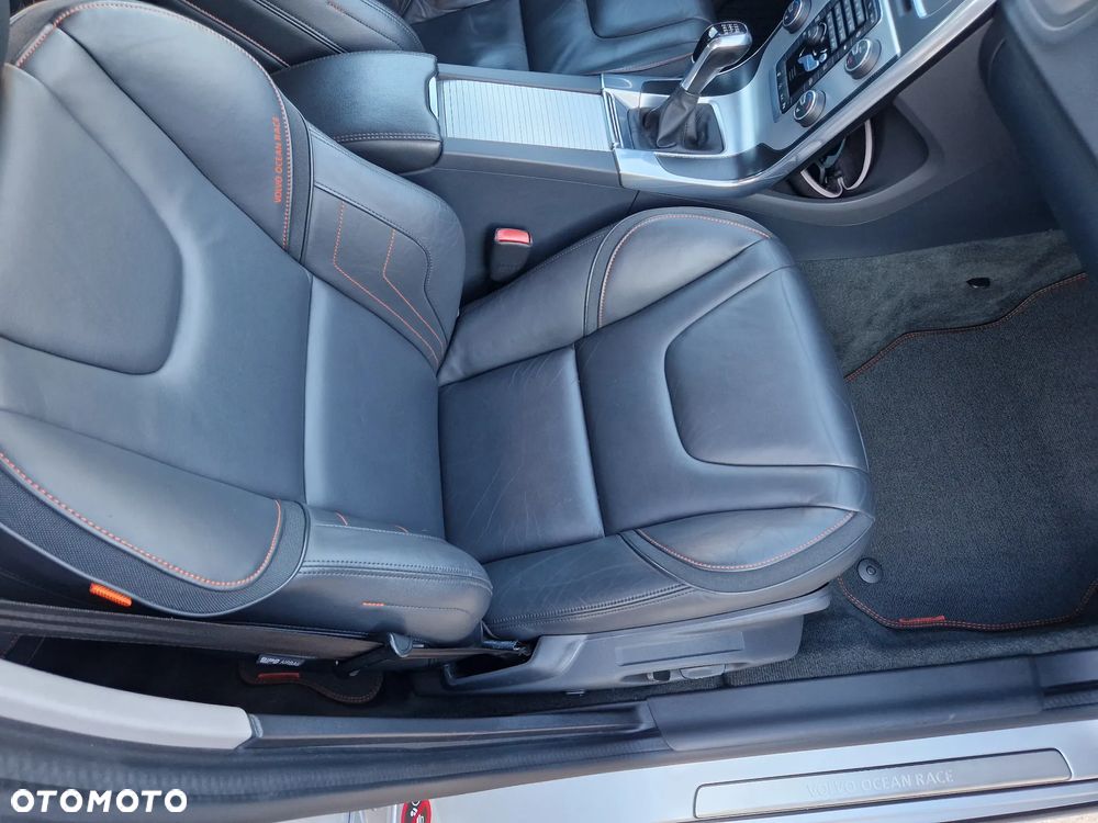 Volvo V60 D2 Ocean Race - 18