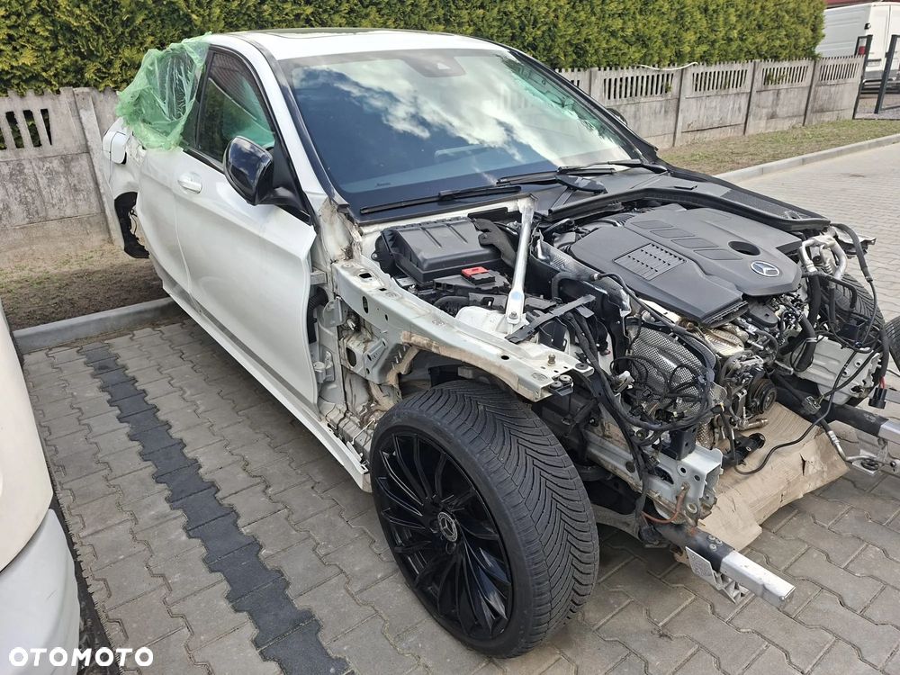 Mercedes-Benz Klasa C 300 d 9G-TRONIC Exclusive - 2