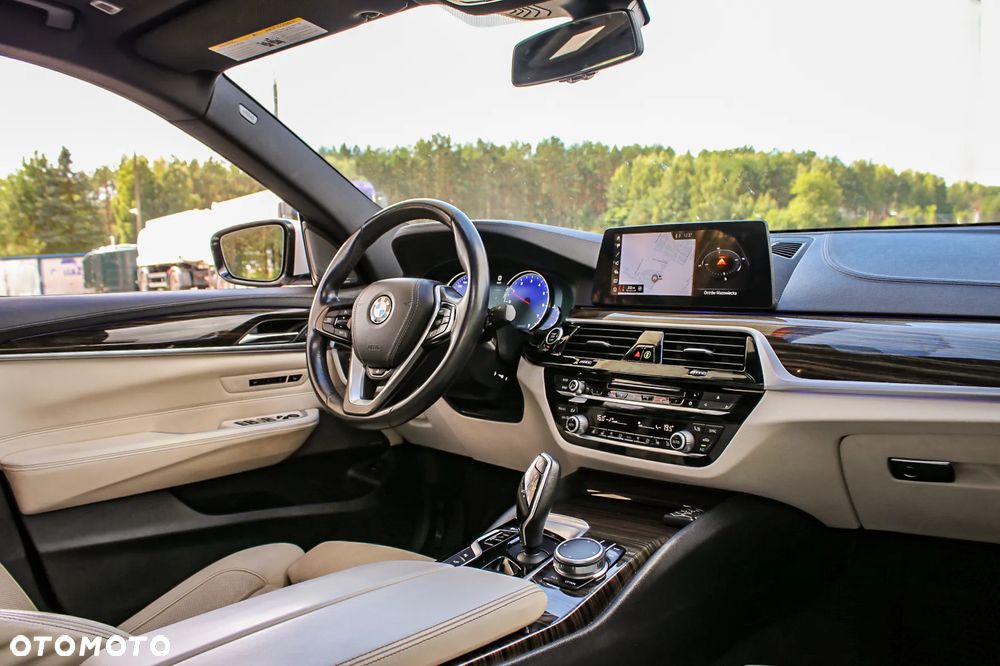 BMW 6GT 640i xDrive Sport Line - 31